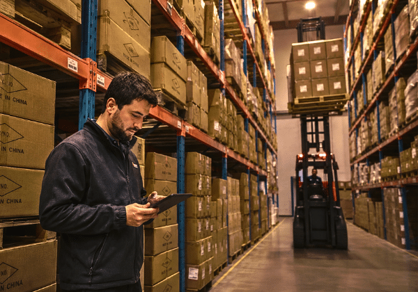 Curso De Importaciones: Administración de Empresas para Importadores: El Paso que Transforma un Negocio en una Empresa